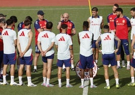 Alineación de España contra Francia en la semifinal de la Nations League hoy