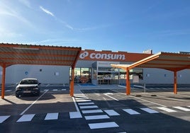 Consum abre un nuevo supermercado junto a un centro comercial de Valencia