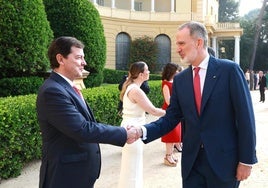 Mañueco cree que la «improvisación» de Sánchez aboca la Conferencia de Presidentes «a conseguir poco o nada»