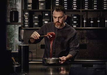 El dos estrellas Michelin de Berlín que solo sirve postres: «Mi cocina es como una persona no binaria»