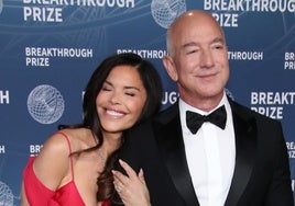 El insólito acuerdo prenupcial con el que Jeff Bezos blinda su fortuna antes de su boda con Lauren Sánchez