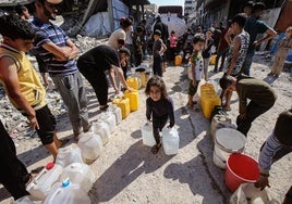 Solo el 26% de españoles aprueban la postura del Gobierno sobre la guerra de Gaza