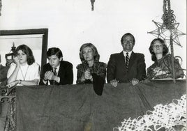 La última vez que una Reina vio la salida de la Esperanza Macarena de Sevilla