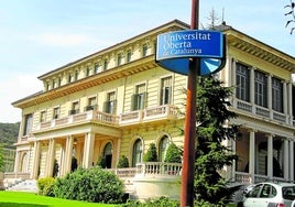 Un juzgado condena a la universidad a distancia de Cataluña a indemnizar a 21 alumnos por darles «falsas expectativas» sobre un máster