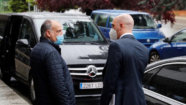La Audiencia da la razón a la Liga en la guerra de los viernes y los lunes