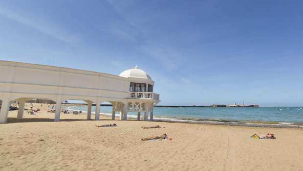 El tiempo en Cádiz este fin de semana: se va el levante pero no el calor